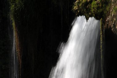 kırsal kesimde şelale