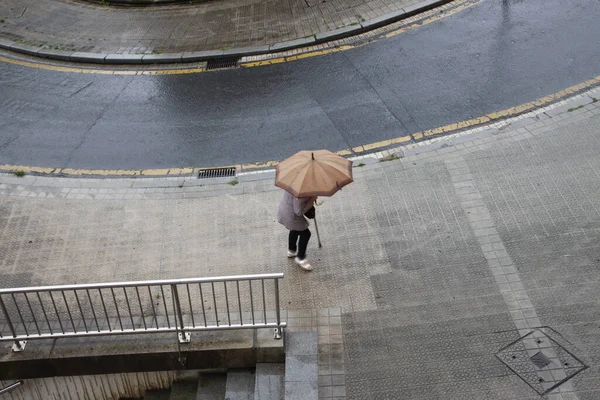 雨天散步 — 图库照片