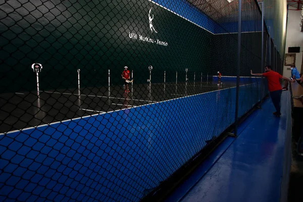 Playing Tip Basket Fronton — 图库照片