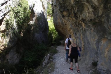 Bask ülkesinin dağlarında yürüyüş.