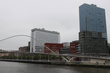 Bilbao şehrinin mimarisi.