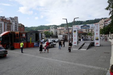 Klasik araba rallisi sergisi