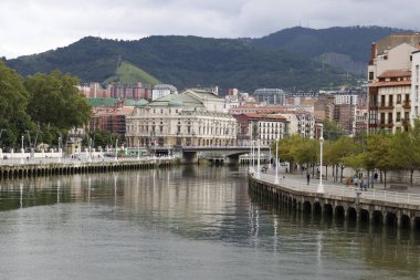 Bilbao şehrindeki şehir manzarası