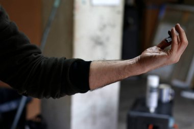 Çalışmadan önce esneme egzersizi