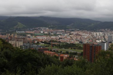 Bilbao şehrindeki şehir manzarası