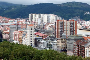 Bilbao şehrindeki şehir manzarası