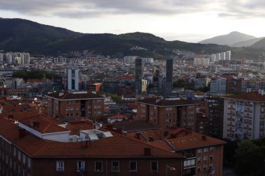Bilbao şehrindeki şehir manzarası
