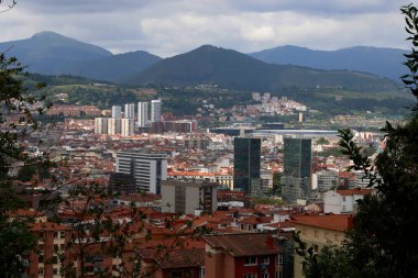 Bilbao şehrindeki şehir manzarası