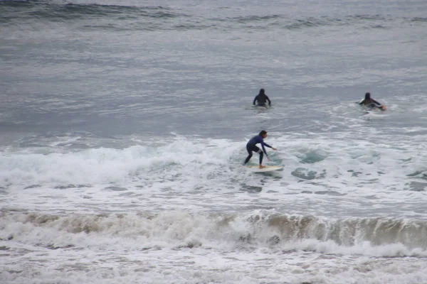 Surfear Día Verano —  Fotos de Stock
