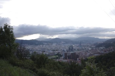 Bilbao şehrinin mimarisi.