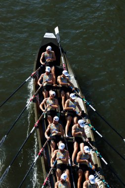  Bilbao nehrinde kürek şampiyonluğu