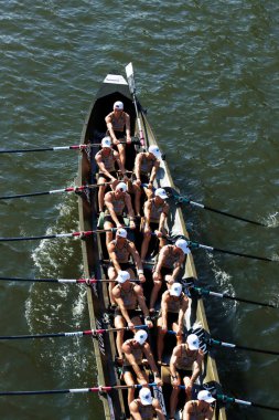  Bilbao nehrinde kürek şampiyonluğu