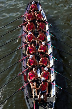  Bilbao nehrinde kürek şampiyonluğu