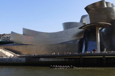  Bilbao nehrinde kürek şampiyonluğu