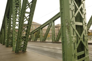 Budapeşte, Macaristan 'daki Özgürlük Köprüsü