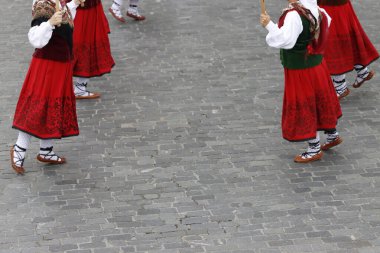 Bask halk dansı sergisi