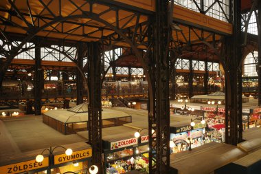büyük pazara hall Budapeşte