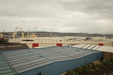 İspanya 'nın Bilbao şehrinde sanayi ortamı