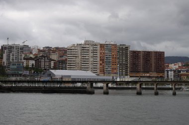 Bilbao nehrinin manzarası