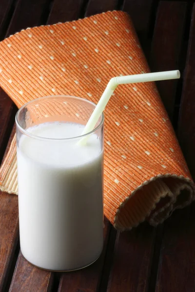 tatlı lassi yoğurt içecektir: India