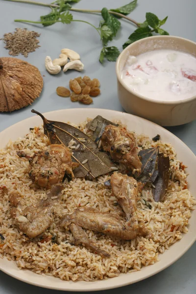 Hyderabadi Biryani - Un pollo popular o Mutton basado en Biryani — Foto de Stock