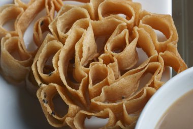 achappam ya da gül kurabiye - Kerala tatlı ve gevrek bir aperatif