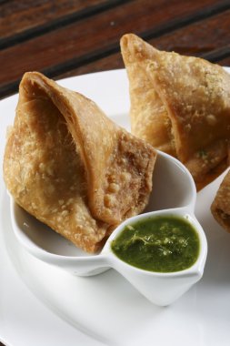 samosa kızartılmış veya pasta pişmiş bir Kızılderili olduğunu