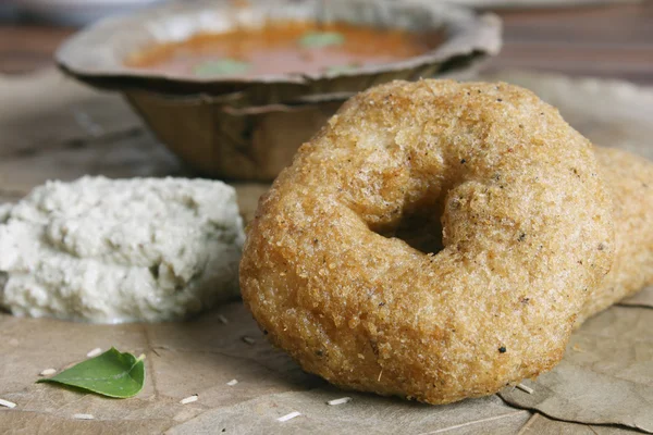 Medu Vada - Medu Vada é um prato tradicional indiano . — Fotografia de Stock