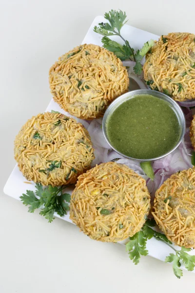 Mix Veyable Pakora - популярная индийская закуска — стоковое фото
