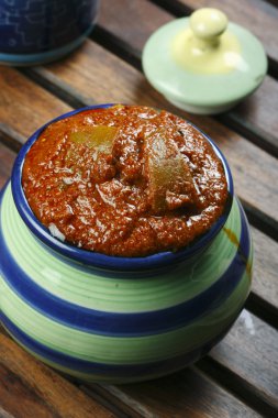 Punjabi mango turşu - punjab dan bir Hint turşusu