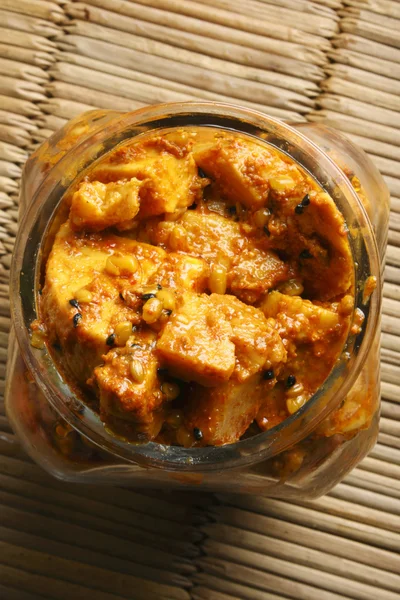 Kachalu Pickle - A popular spicy Indian-Sindhi Pickle — Stock Photo, Image