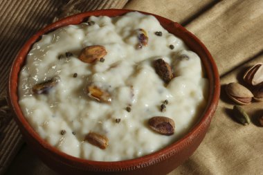 Kuzey Hint tatlı firnee olduğunu