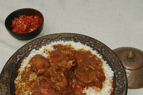 Rogan josh bir aromatik körili kuzu yapılan veya içinde taze baharatlar pişmiş keçi olduğunu — Stok fotoğraf