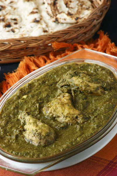 Saag Chicken it is a north Indian vegetable — Stock Photo, Image