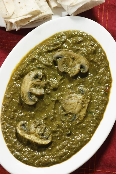 Saag Mushroom it is a north Indian vegetable — Stock Photo, Image