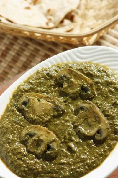 Saag Mushroom it is a north Indian vegetable — Stock Photo, Image