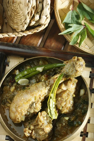 Gongura chicken - A spicy chicken curry with the distinctive taste from Andhra. — Stock Photo, Image