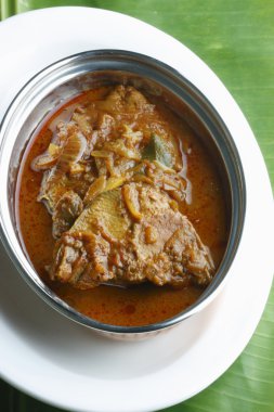 Kerala balık köri - Balık bir keskin kokulu Hindistan cevizi köri