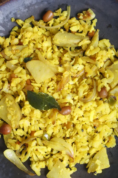 Poha - Uno spuntino a base di riso battuto — Foto Stock