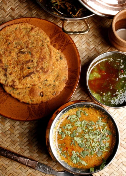 Gatte kı sabzi - popüler rajasthani çanak — Stok fotoğraf