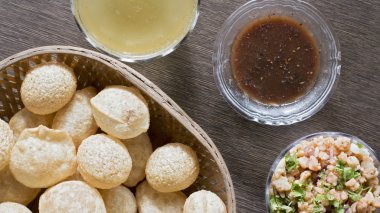 Pani Puri, Golgappe, sohbet madde, Hindistan