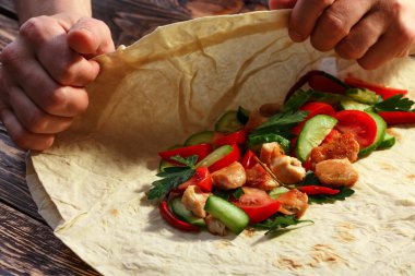 Shawarma geleneksel gözleme şal