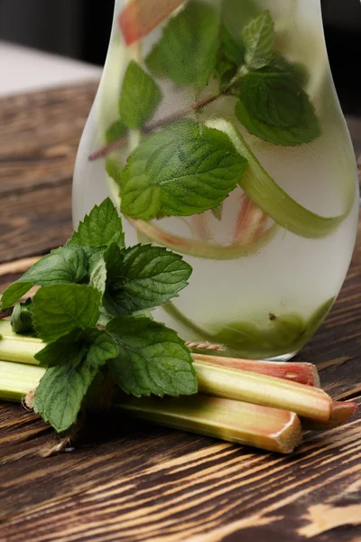 Rhubarb lemonade — Stockfoto