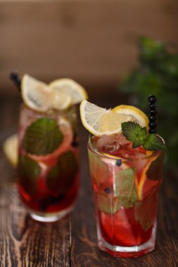 Böğürtlenli Mojito