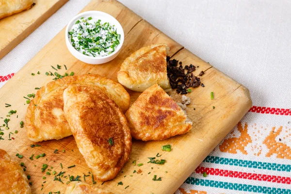 Empanadas (pirozhki) — Stockfoto