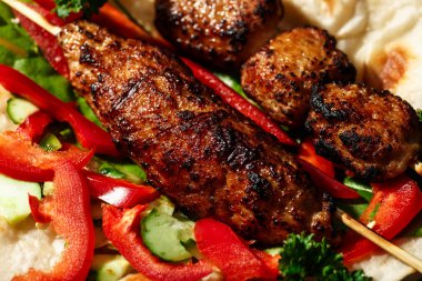 Şiş köfte kebap