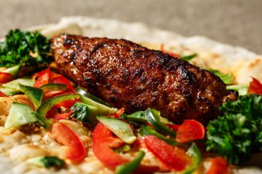 Şiş köfte kebap