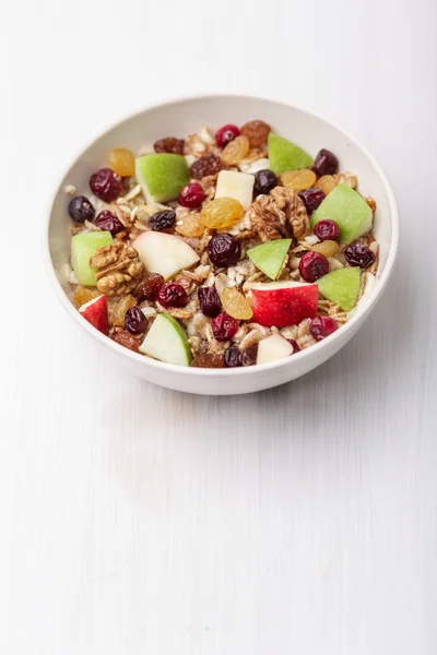 Passas de arando cereal de maçã — Fotografia de Stock