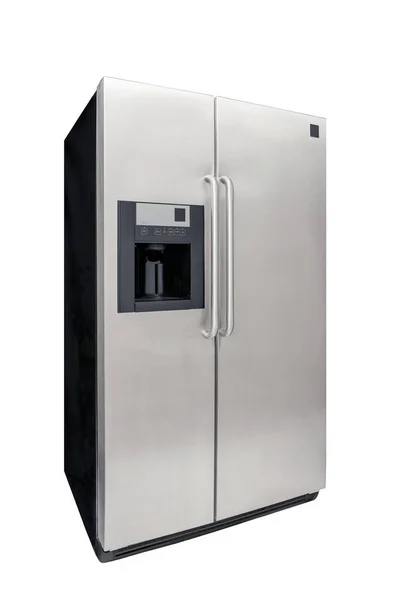 Kapalı bir mutfak modeli paslanmaz çelik buzdolabı, beyaz üzerine izole edilmiş.  