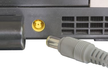 Disconected güç kablosu ile dizüstü bilgisayar